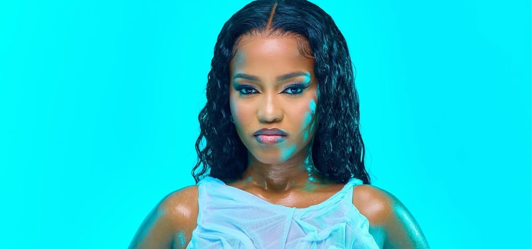 Zee Nxumalo biography