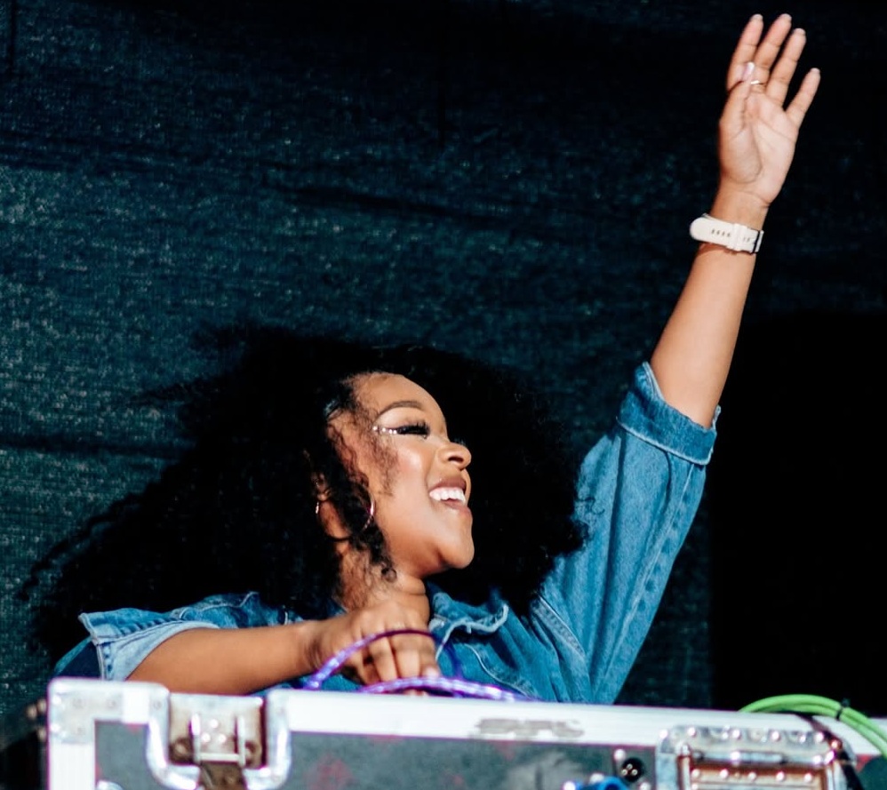 Mbalenhle Mavimbela as a DJ