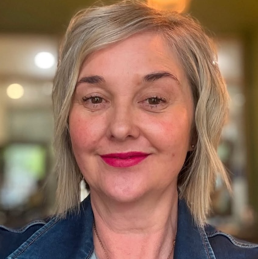 Sandra Vaughn biography